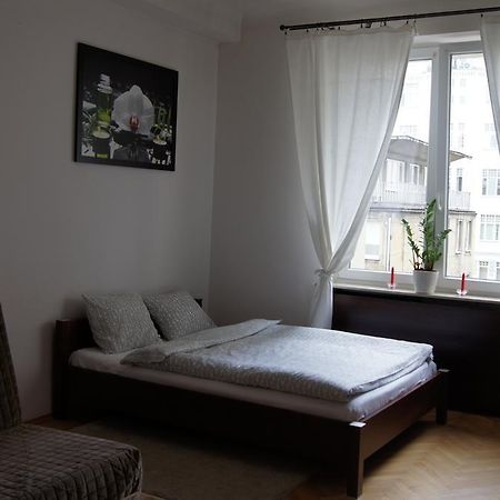 Krucza By Rental Apartments Varsóvia Exterior foto