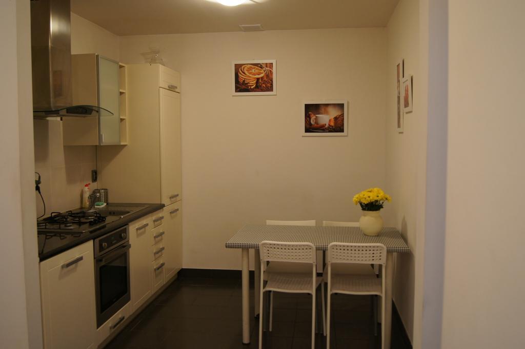 Krucza By Rental Apartments Varsóvia Exterior foto
